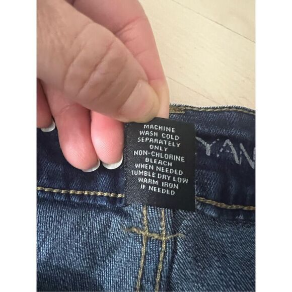 Lane Bryant Bermuda Blue Denim Shorts Size 14 Stretch Zipper Closure Pockets - Picture 8 of 10